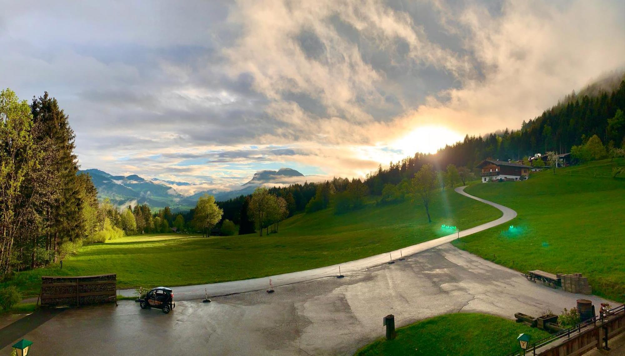 Boutique-Pension Jaegerwirt Scheffau am Wilden Kaiser Luaran gambar